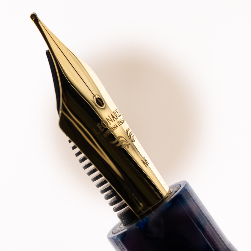 Leonardo Officina Italiana Momento Zero Fountain Pen Lavender Purple & Gold