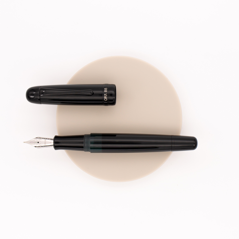 Opus 88 Jazz Solid Color Penna Stilografica Nera