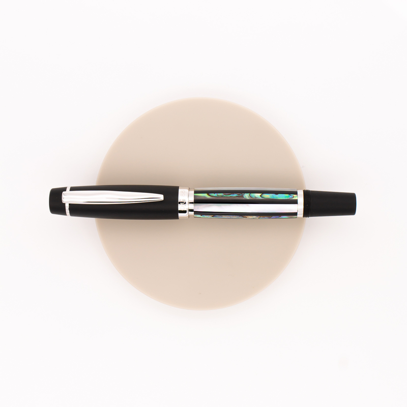 Opus 88 Premium Shell Penna Stilografica Stripe