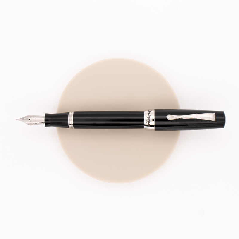 Montegrappa Elmo 02 Penna Stilografica Nera