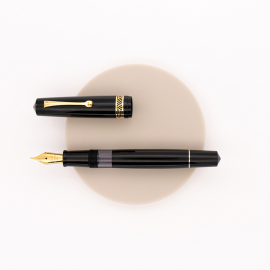 Leonardo Momento Magico Penna Stilografica Anima Nera Glossy & Oro