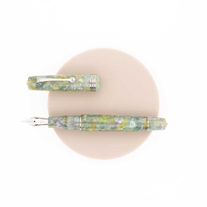 Leonardo Officina Italiana Momento Zero Fountain Pen Jade & Rhodium 14 KT