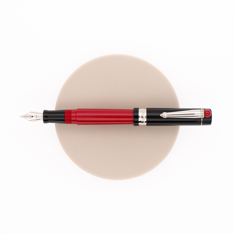 Dolcevita Emozione Fountain Pen Red