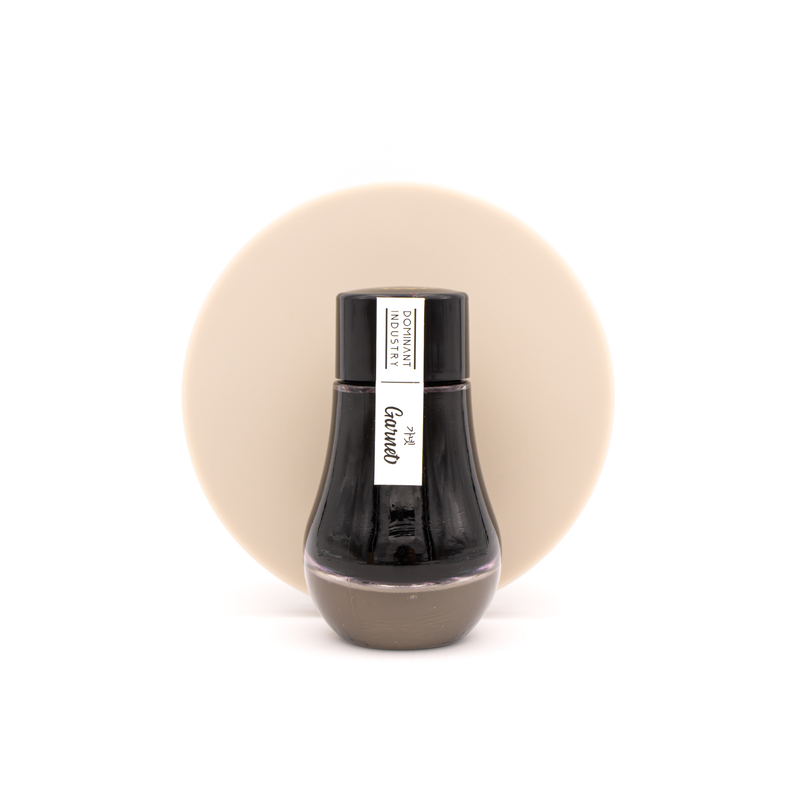 Dominant Industry Standard Garnet Inchiostro 25 ml