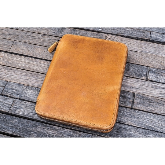 Galen Leather Zippered Folio A5 Notebook Crazy Horse Honey Ochre