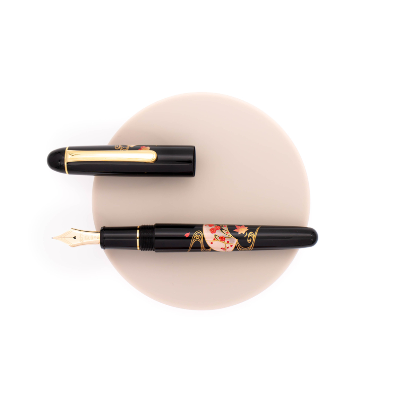 Platinum 3776 Century Kaga Hira Maki-e Fountain Pen Semmen
