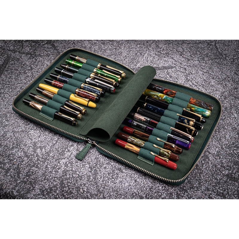Galen Leather Zippered 20 Slots Pen Case Crazy Horse Forest Green