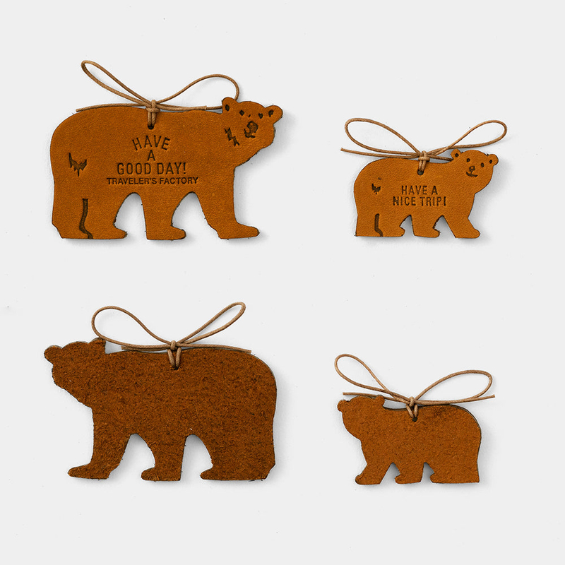 Traveler's Factory Holiday Bear in Pelle Edizione Limitata
