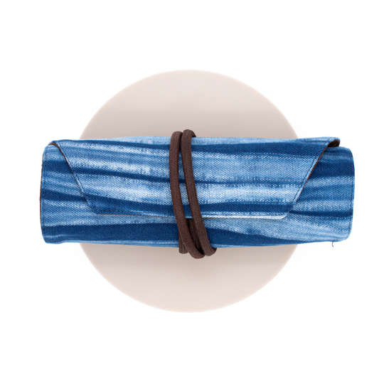 Kyoku Haku Pen Roll for 6 Pens Indigo River