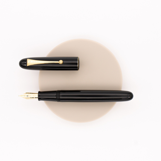 Namiki Yukari Royale Urushi Fountain Pen Black