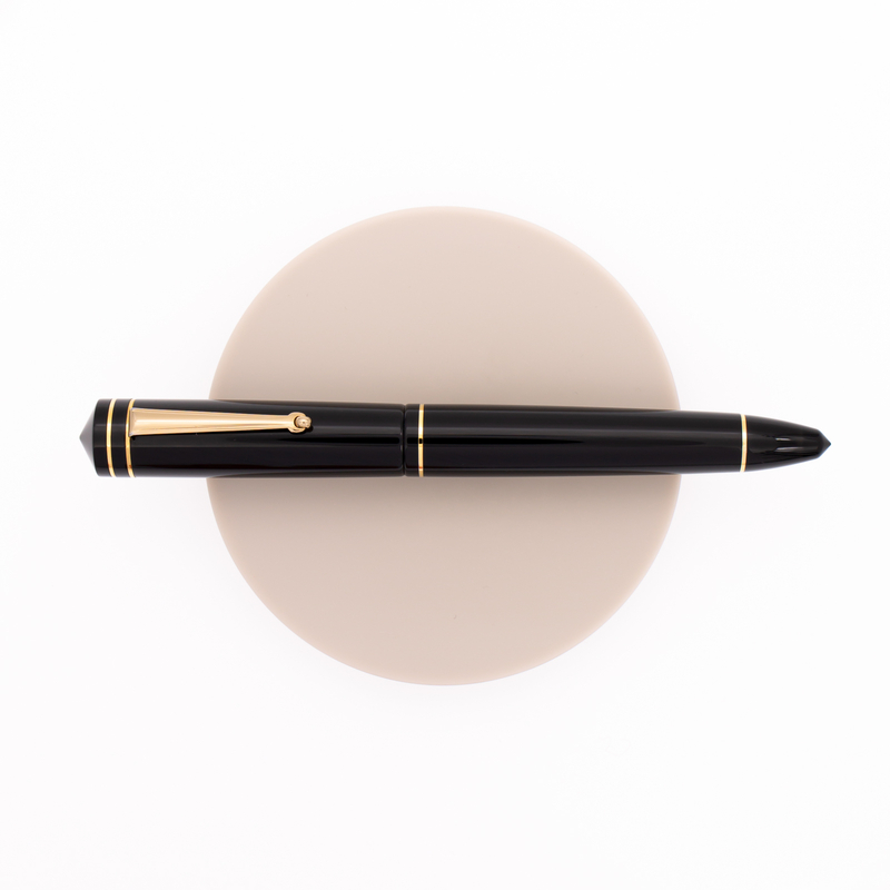 Delta Write Balance Penna Stilografica Nera & Oro