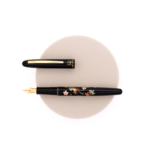 Wancher x Kuretake Kindai Maki-e Fountain Pen Sakura Ni Kouyou