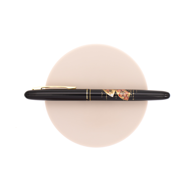 Wancher Wancher x Kuretake Kindai Maki-e Penna Stilografica Senmen