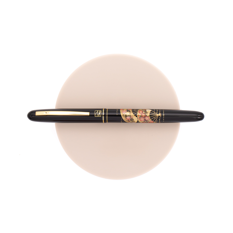 Wancher Wancher x Kuretake Kindai Maki-e Penna Stilografica Senmen