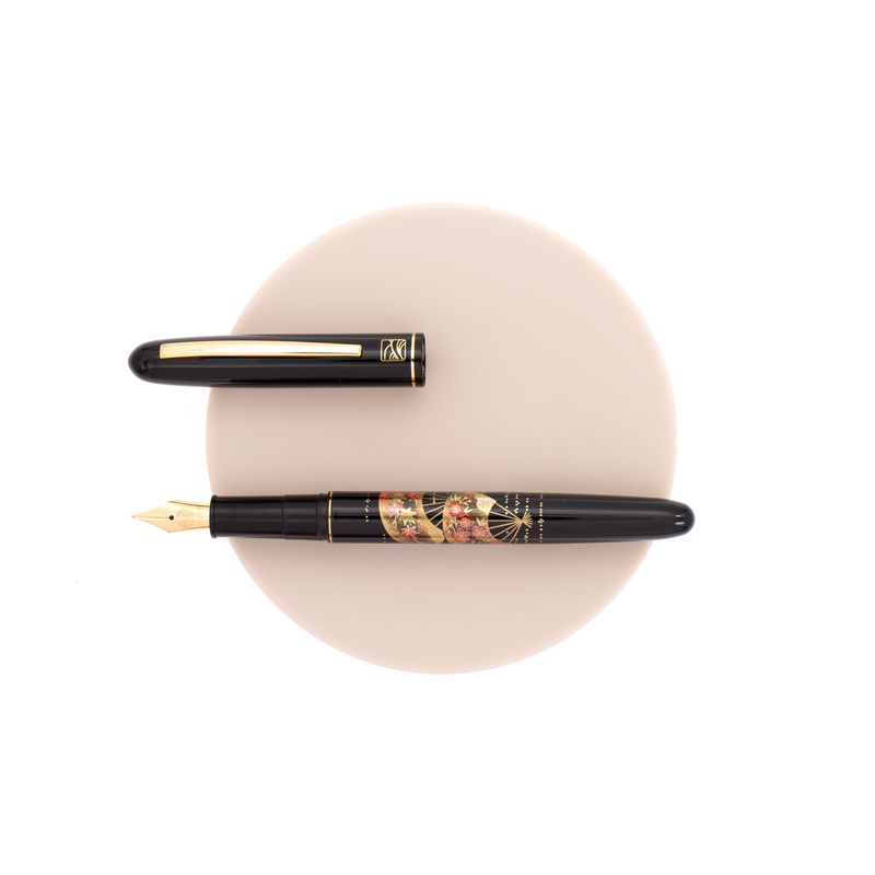 Wancher Wancher x Kuretake Kindai Maki-e Penna Stilografica Senmen