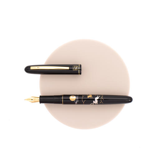 Wancher x Kuretake Kindai Maki-e Fountain Pen Usagi