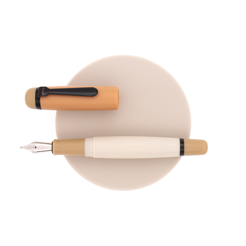 Opus 88 Opus 88 Omar Fountain Pen Milk Tea