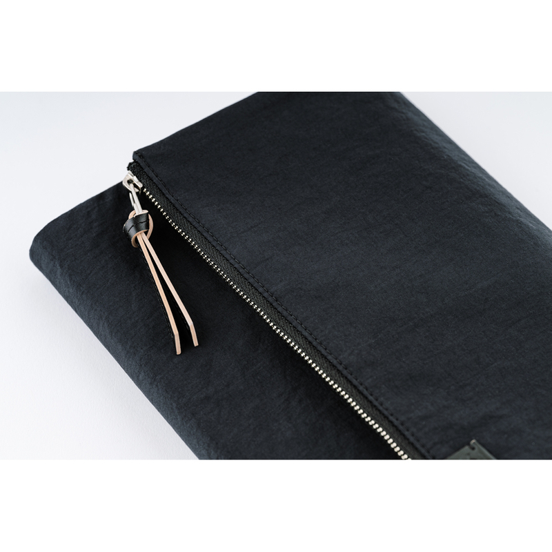 Hobonichi Hobonichi Tragen (Black) A5 [Cover Only]