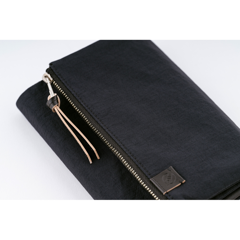 Hobonichi Hobonichi Tragen (Black) A6 [Cover Only]