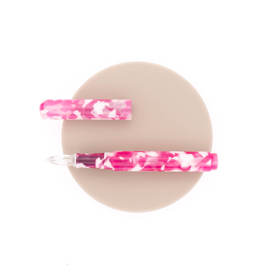 Guitar Penna con Pennino da Intinzione in Vetro Jelly Pink