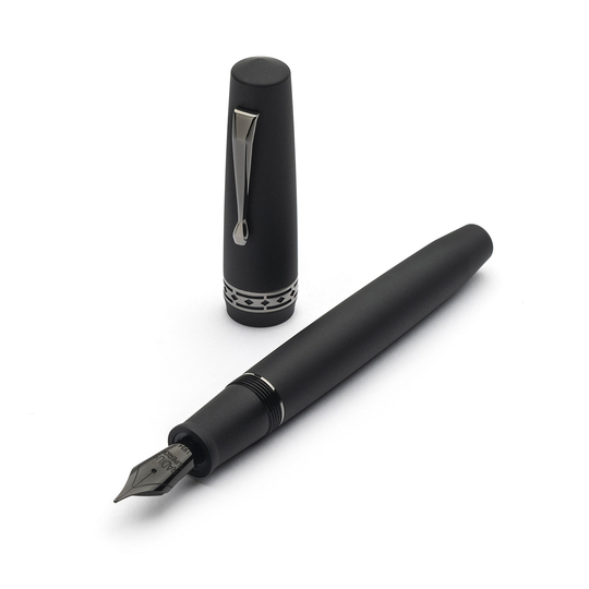 Radius Settimo Penna Stilografica Nero Satinato & Rutenio