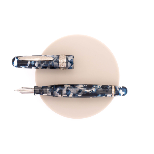Stipula Etruria Magnifica Fountain Pen Lucens Blue