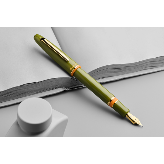 Esterbrook Estie Back to the Lands Fountain Pen Quirky Leaf