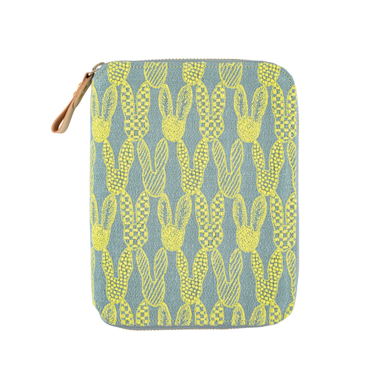 Hobonichi minä perhonen: pomppia (Light Blue) A6 [Cover Only]