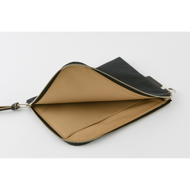 Hobonichi Hobonichi Tragen Flat Pouch per formato A6 Nero