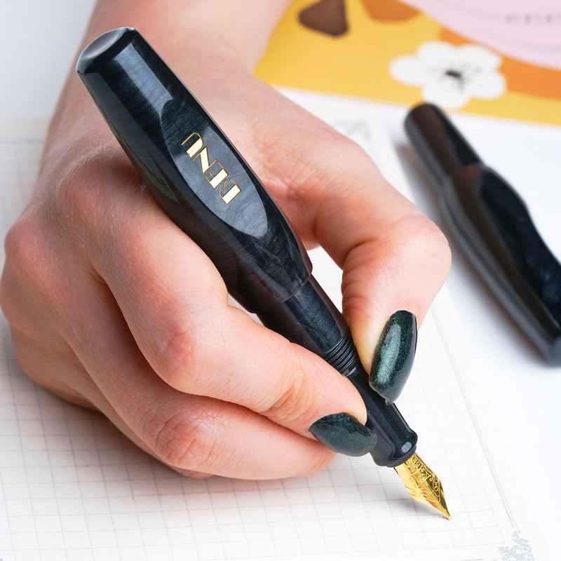Benu Benu Pixie Fountain Pen Smoky Black