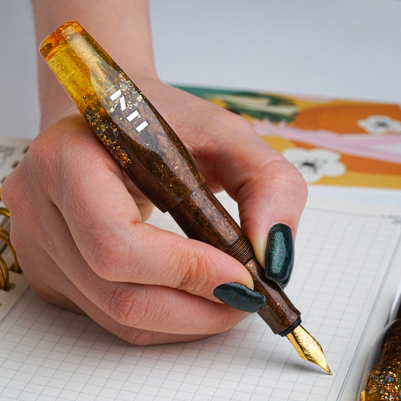 Benu Benu Pixie Penna Stilografica Honey Bronze