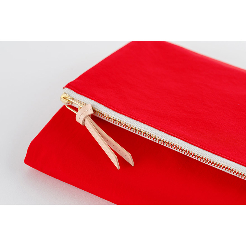 Hobonichi Hobonichi Tragen (Red) A5 [Cover Only]