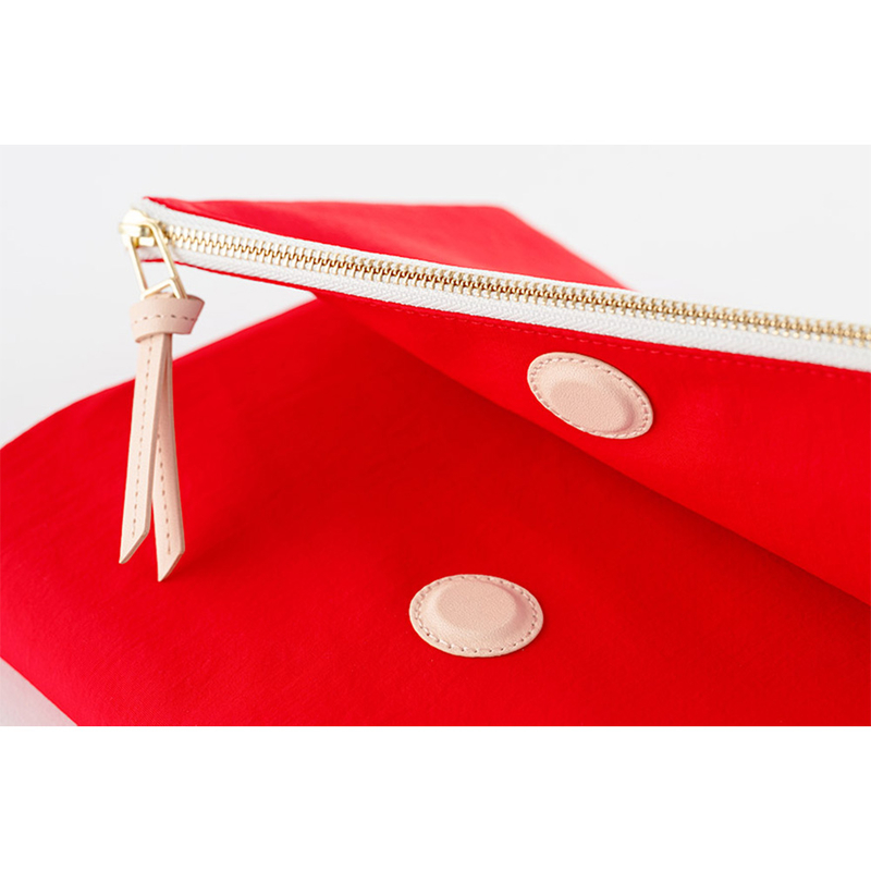 Hobonichi Hobonichi Tragen (Red) A5 [Cover Only]
