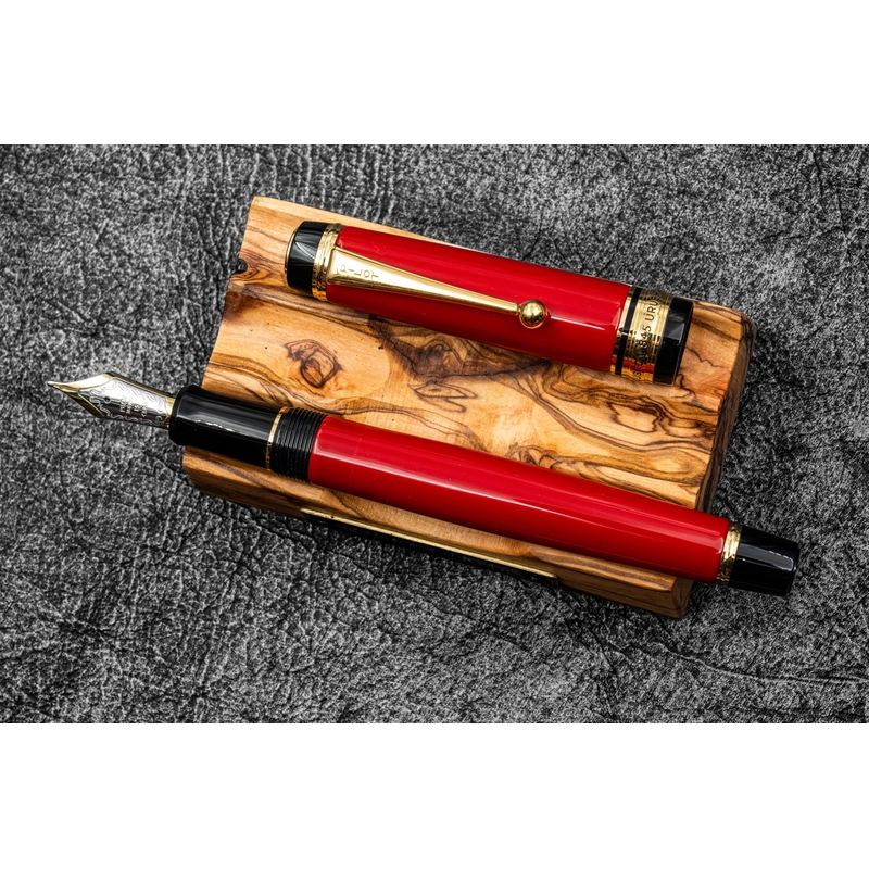 Galen Leather Galen Leather The Pen Rest Supporto Portapenne in Legno di Ulivo