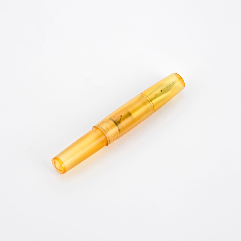 Gravitas Gravitas Dinkey Fountain Pen Ultem