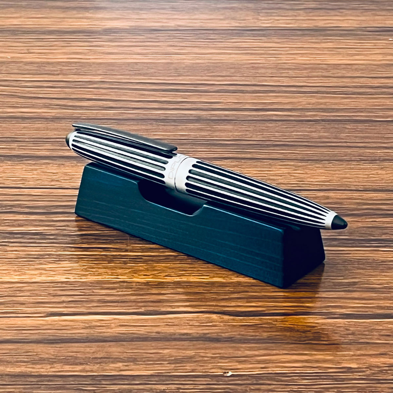 Toyooka Craft Toyooka Craft Pen Rest for 1 Pen Hinoki Blue