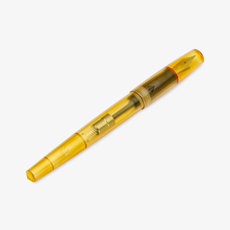 Gravitas Gravitas Entry Fountain Pen Ultem