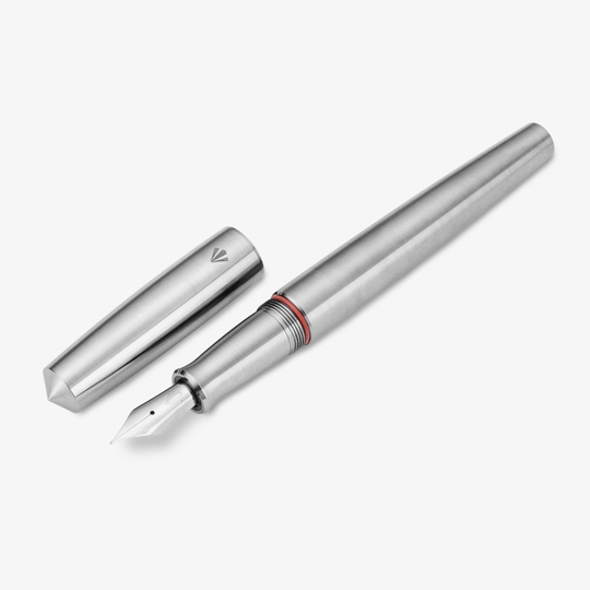 Gravitas Sentry Penna Stilografica Titanio