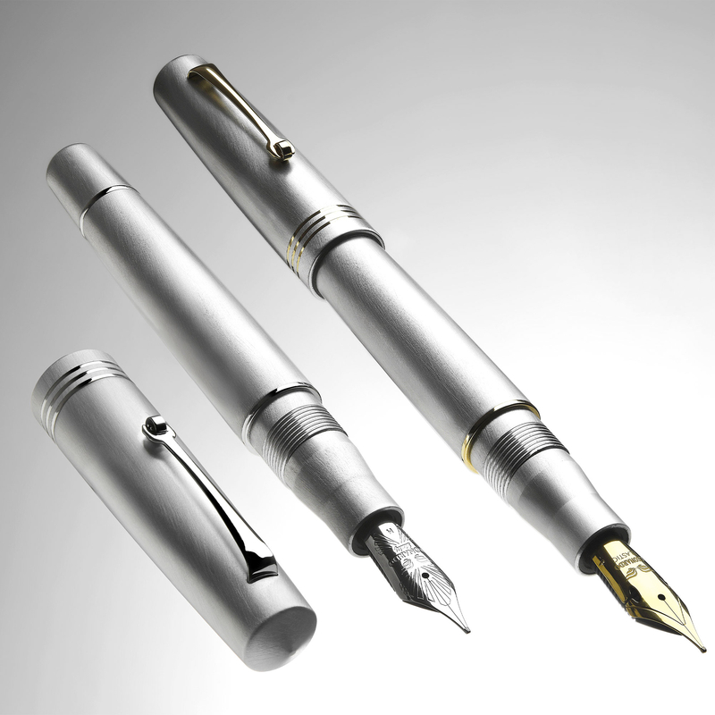 Leonardo Officina Italiana Leonardo Momento Zero Fountain Pen Alumina & Rhodium Limited Edition