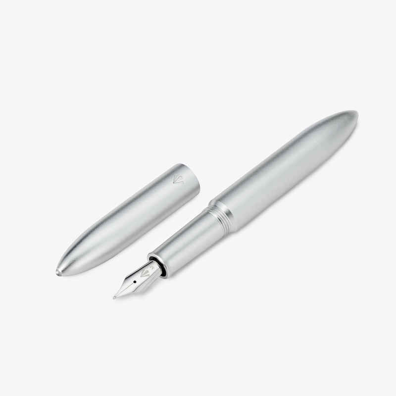 Gravitas Gravitas Flagship Fountain Pen Silver