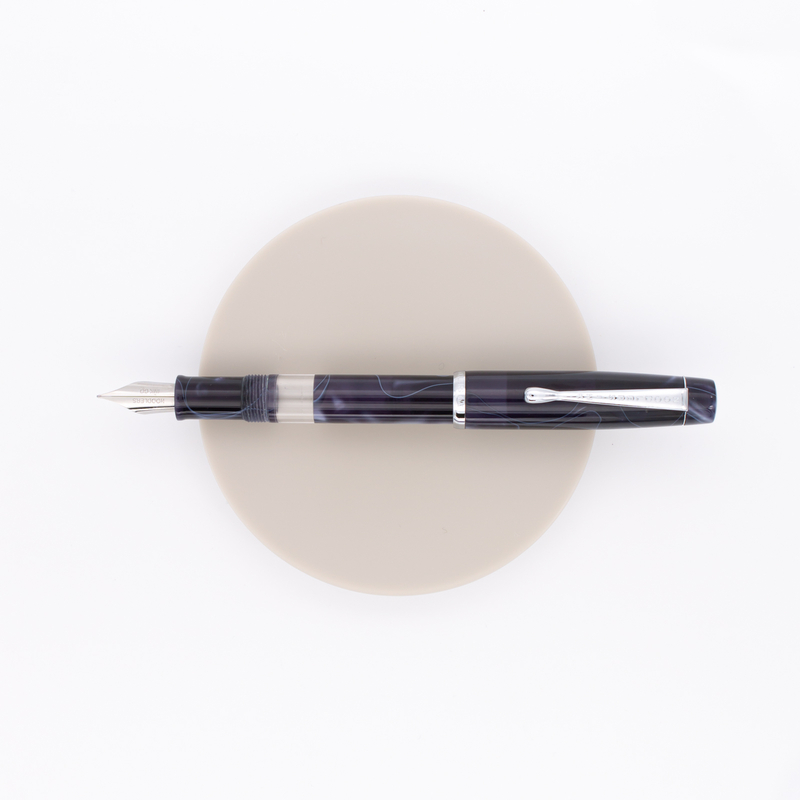 Noodler's Konrad Penna Stilografica Appalachian Pearl Acrilico