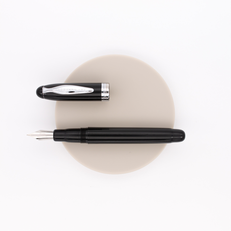 Noodler's Ahab Penna Stilografica Nera