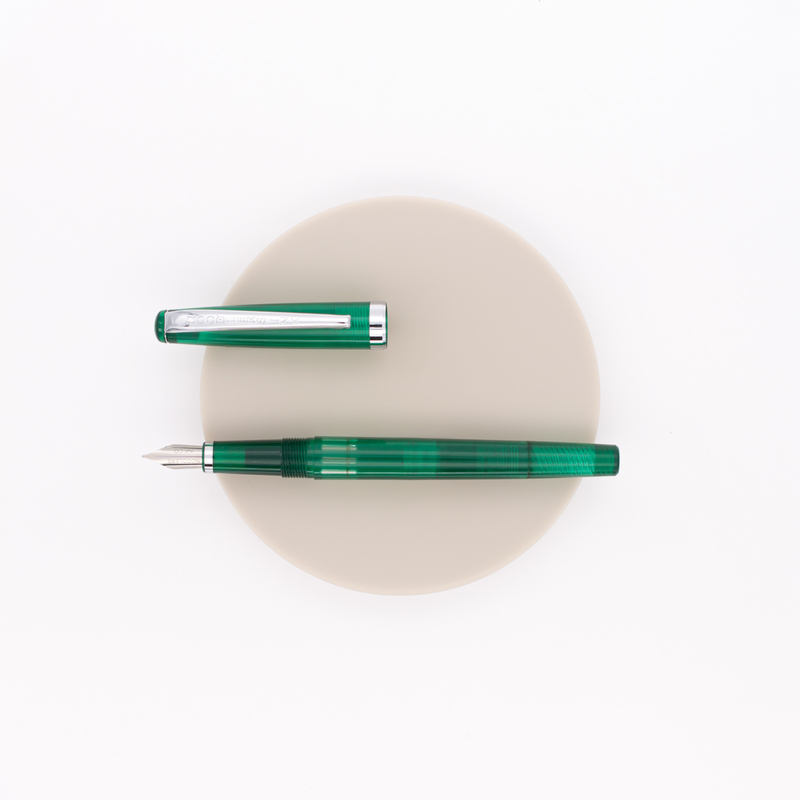 Noodler's Nib Creaper Fountain Pen Maximilian Emerald