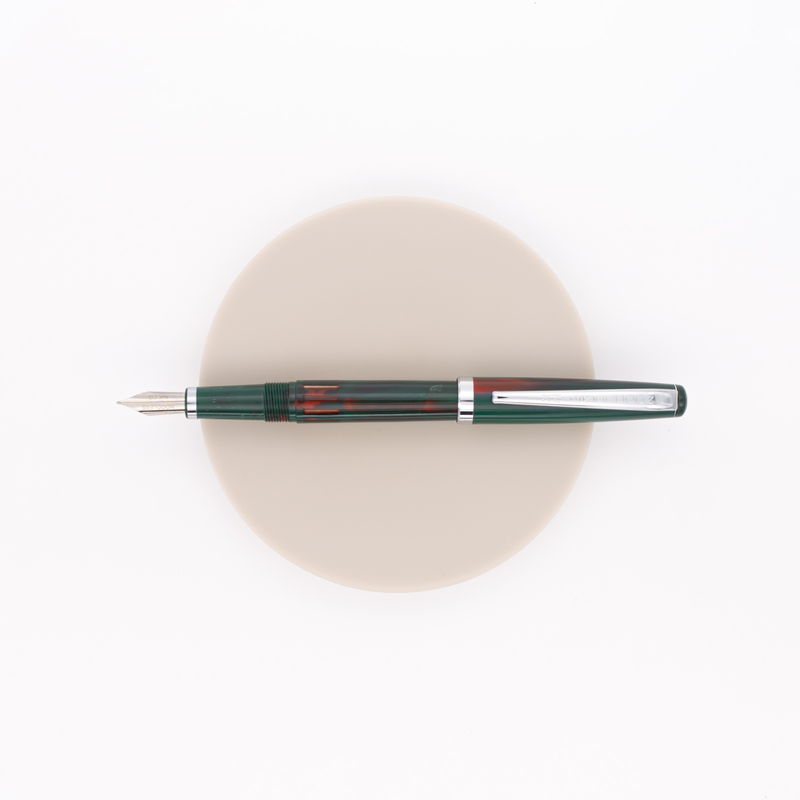 Noodler's Nib Creaper Fountain Pen December 25th