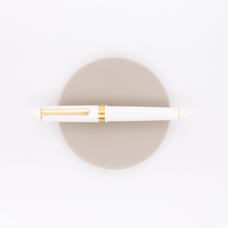 Platinum 3776 Century Fountain Pen Chenonceau White