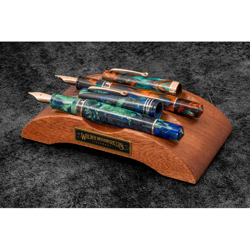 Galen Leather Galen Leather The Pen Arch Supporto Portapenne in Legno di Mogano