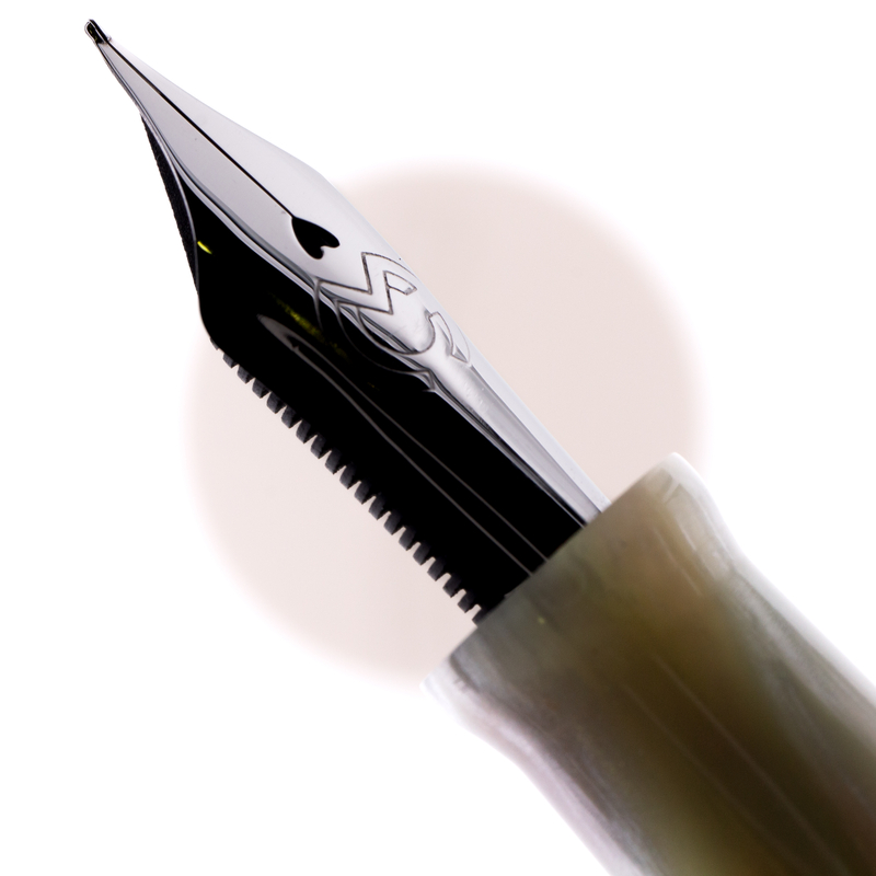 Magna Carta Magna Carta x Stilo&Stile Mag 600S Penna Stilografica White Opal