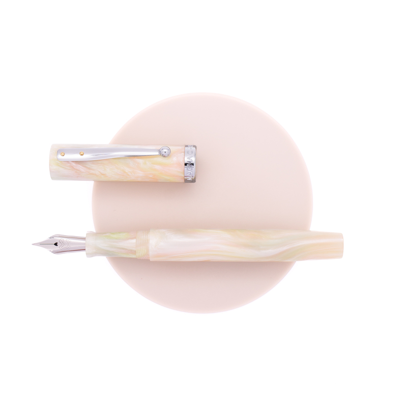 Magna Carta Magna Carta x Stilo&Stile Mag 600S Fountain Pen White Opal