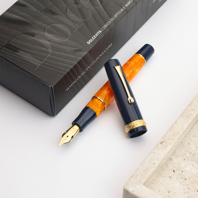 Dolcevita Leonardo x Dolcevita Momento Zero Fountain Pen Siren & Gold