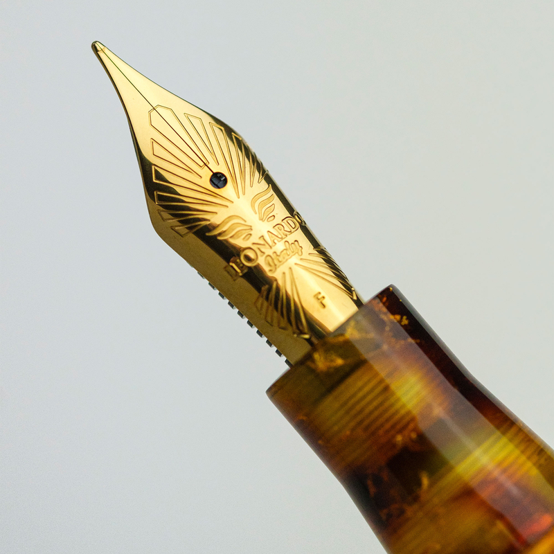 Leonardo Officina Italiana Leonardo x Stilo&Stile Momento Zero Penna Stilografica Radici